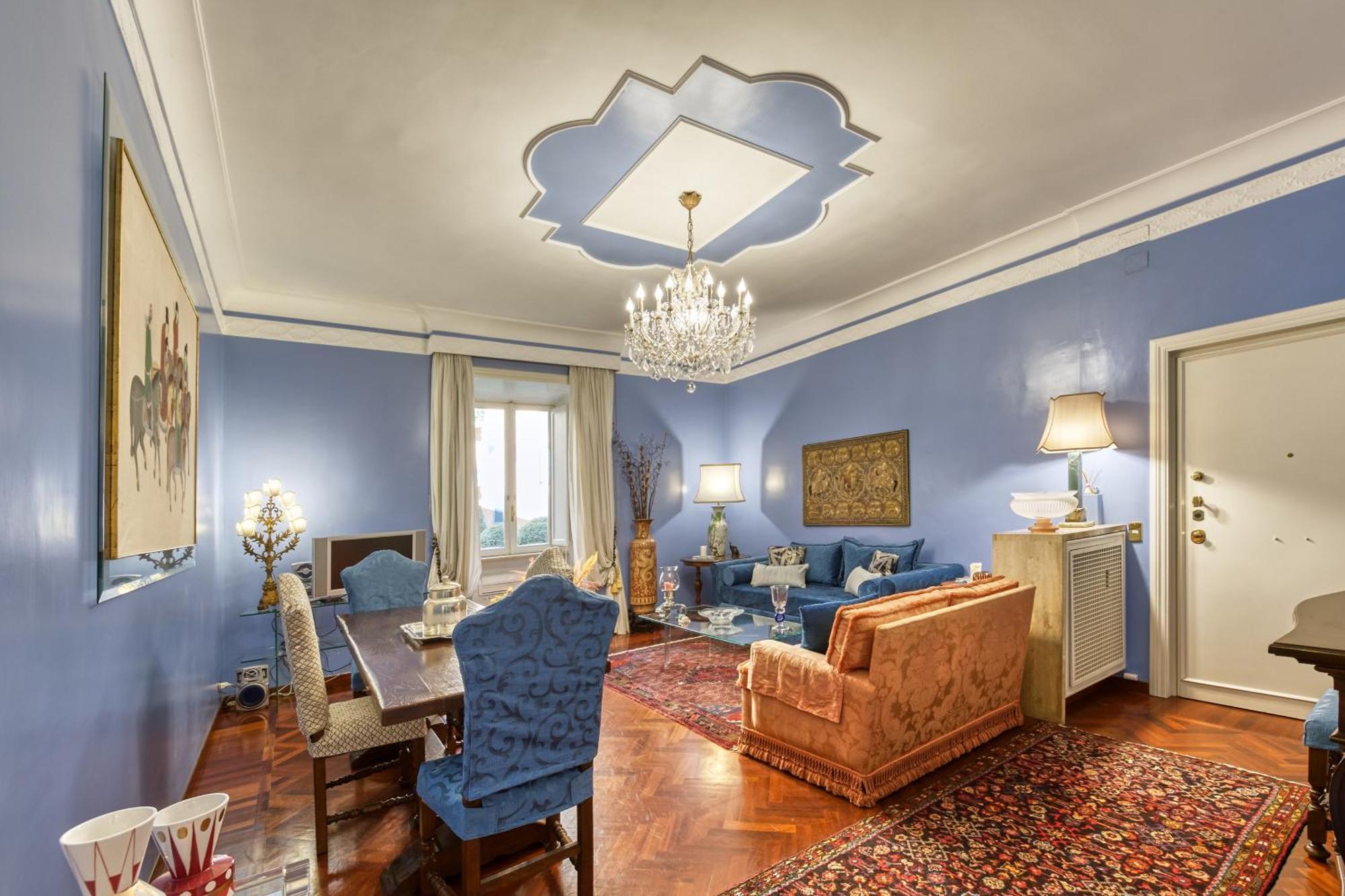 Apartment Vespasiano Luxury For 4 *